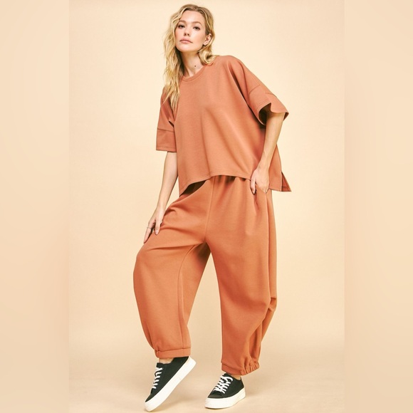 Davi & Dani Flowy Top and Elastic Waist Band Pants Set - Picture 2 of 3